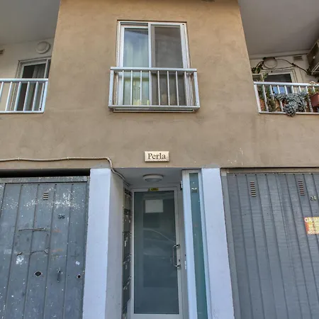 Brand New, Centrally Located In By Sf Homes San Ġwann